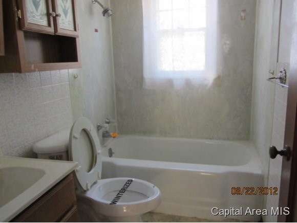 2339 South 1st Street Springfield, IL 62704 - Photo 6 of 8 Gallery Image 6