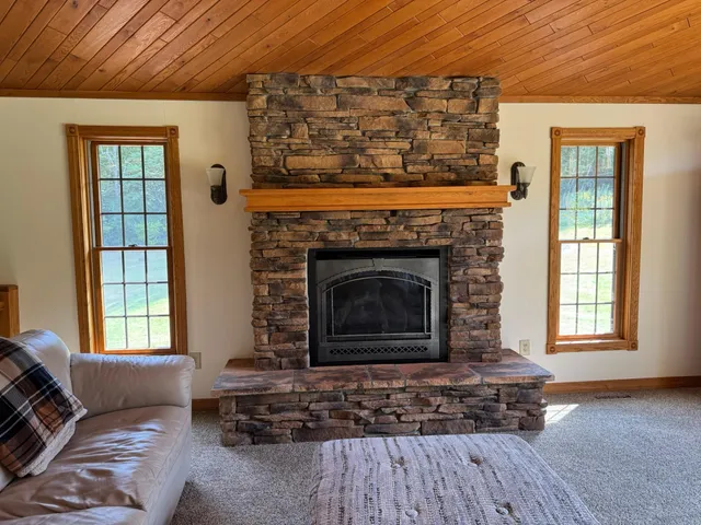 $750,000 | 1449 3 1/2 Avenue, Dallas, WI 54733