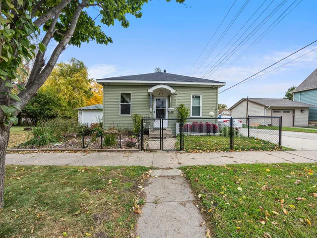 $159,900 | 613 Potter Street, Red Wing, MN 55066