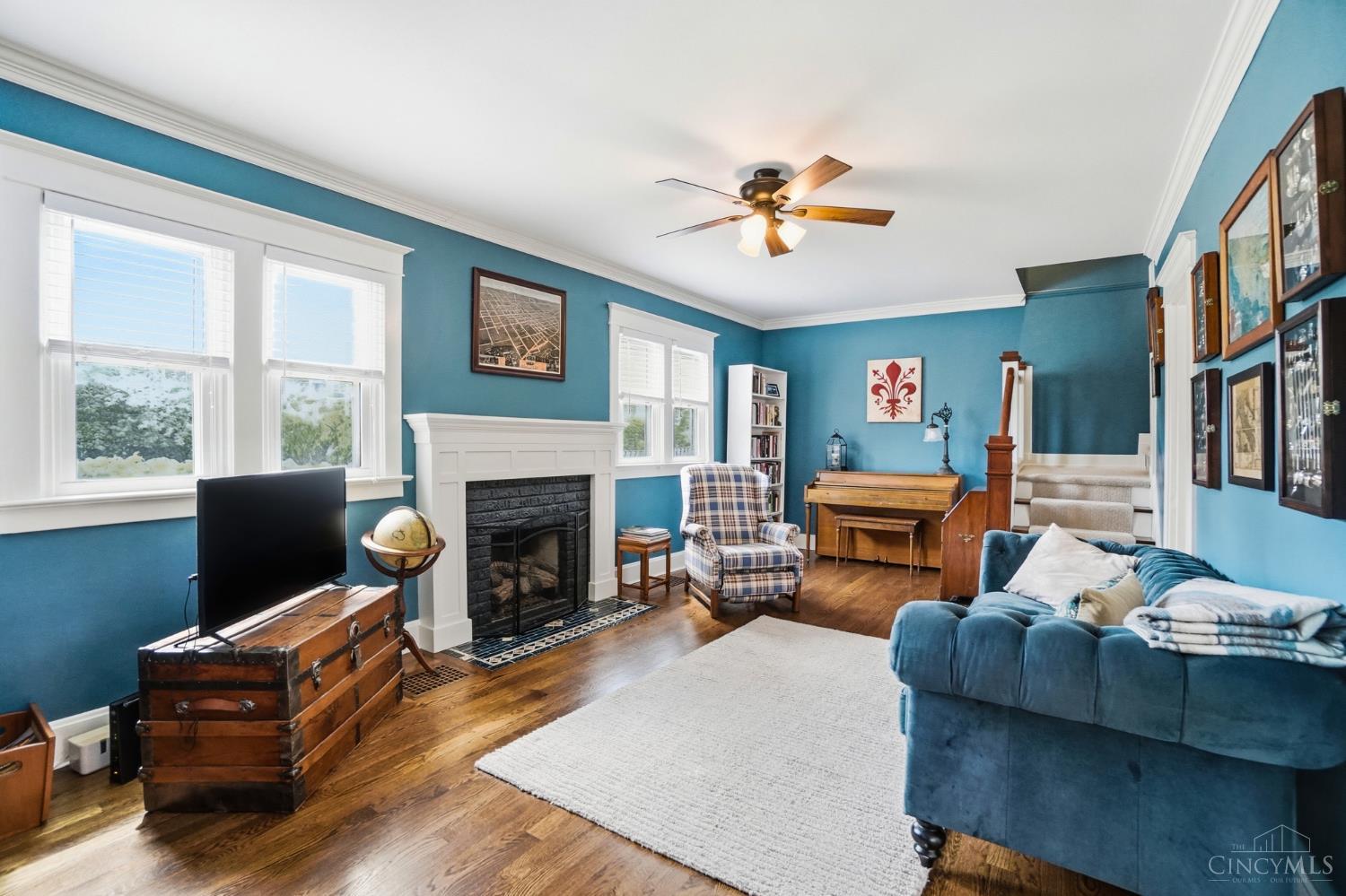 1325 Edwards Road Cincinnati, OH 45208 - Photo 5 of 43