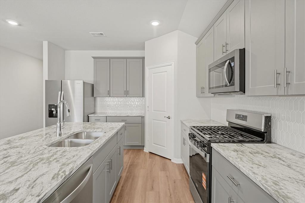 522 River Rdg Drive McKinney, TX 75071 - Photo 15 of 28