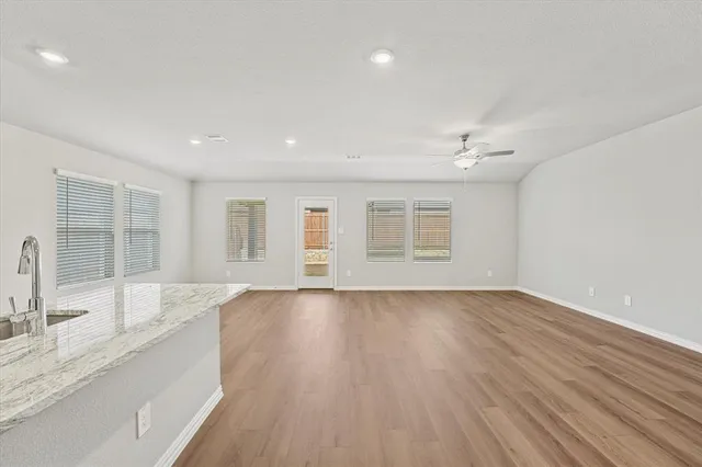 $2,500 | 522 River Rdg Drive, McKinney, TX 75071