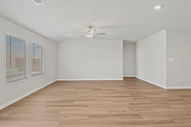 $2,500 | 522 River Rdg Drive, McKinney, TX 75071