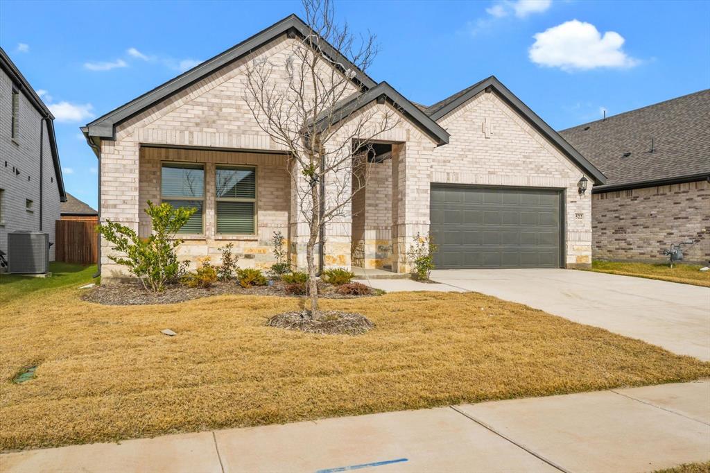 522 River Rdg Drive McKinney, TX 75071 - Photo 2 of 28