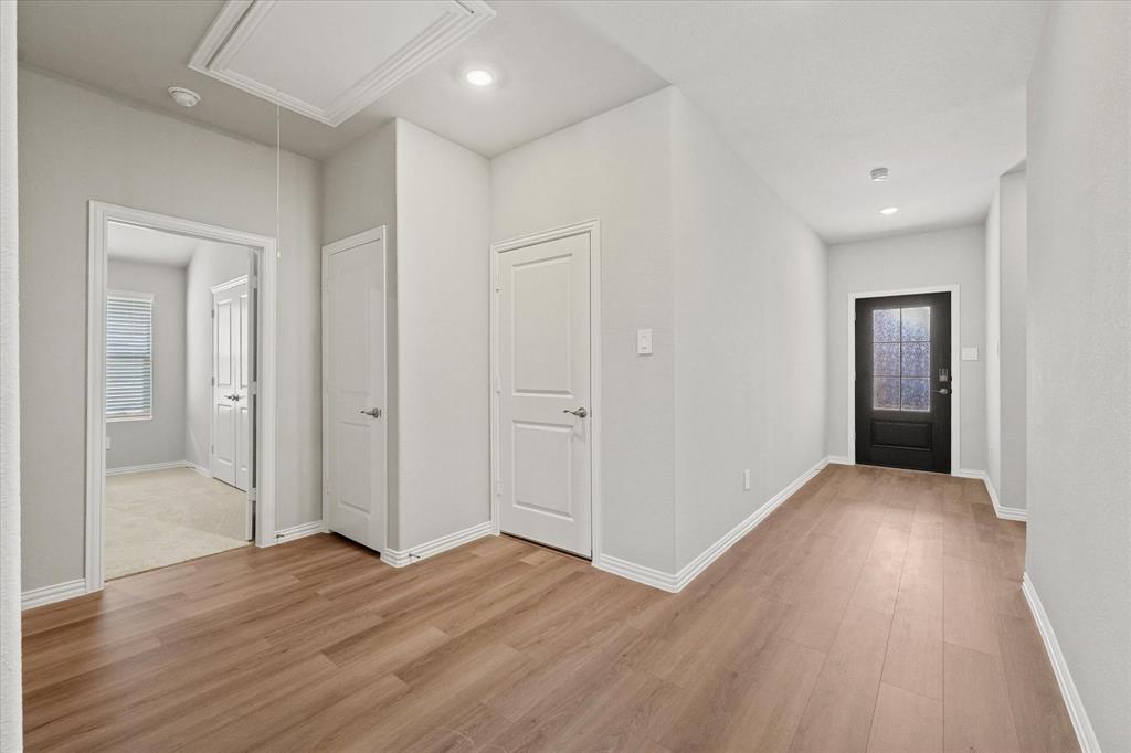 522 River Rdg Drive McKinney, TX 75071 - Photo 4 of 28