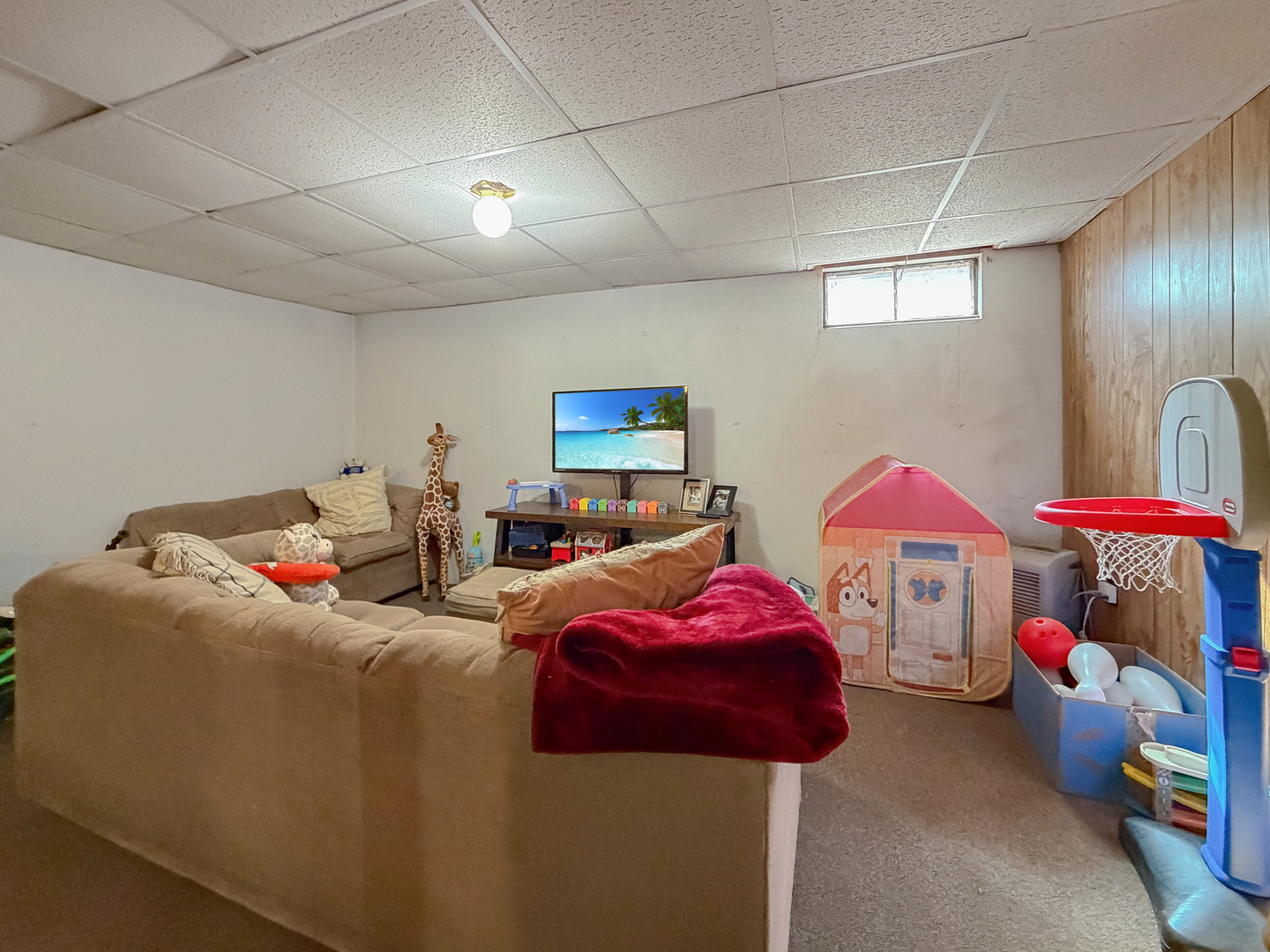 1506 South Walnut Avenue Freeport, IL 61032 - Photo 23 of 24 a bedroom with bed and a chandelier