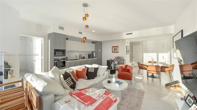 $5,500 | 2900 Northeast 7th Avenue, Unit 1604, Miami, FL 33137