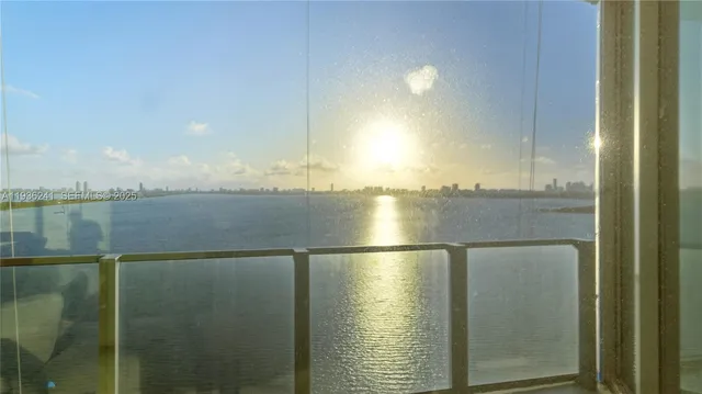 $5,500 | 2900 Northeast 7th Avenue, Unit 1604, Miami, FL 33137