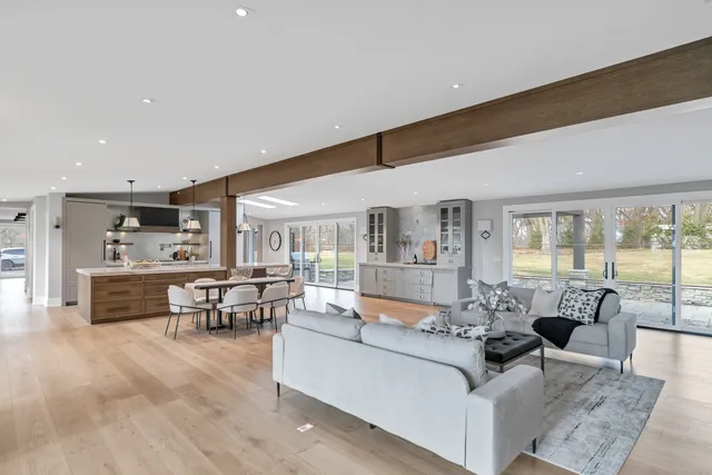 $1,795,000 | 4-n637 Pheasant Run Drive, St. Charles, IL 60175