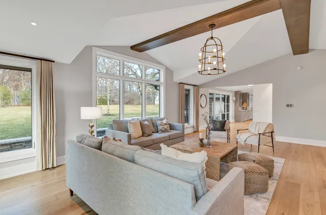 $1,795,000 | 4-n637 Pheasant Run Drive, St. Charles, IL 60175