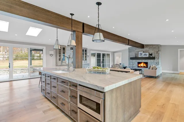 $1,795,000 | 4-n637 Pheasant Run Drive, St. Charles, IL 60175