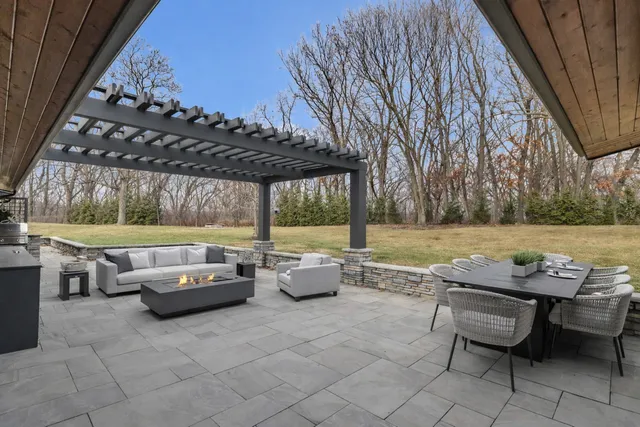 $1,795,000 | 4-n637 Pheasant Run Drive, St. Charles, IL 60175