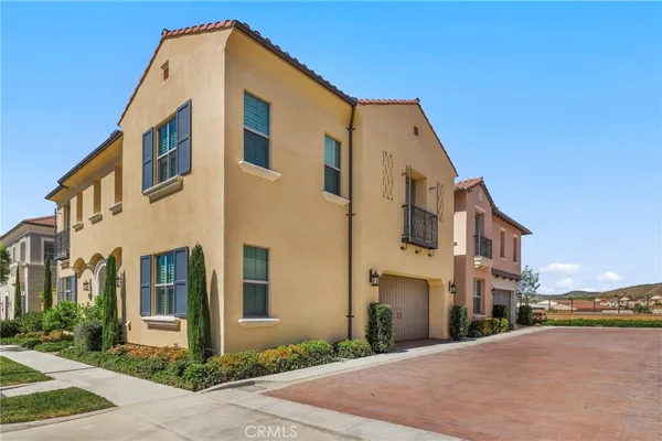 $6,200 | 131 Halworth, Irvine, CA 92618