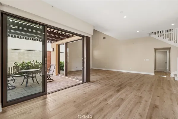 $6,200 | 131 Halworth, Irvine, CA 92618