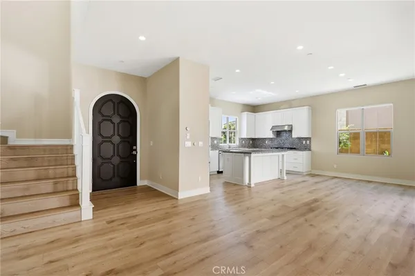 $6,200 | 131 Halworth, Irvine, CA 92618