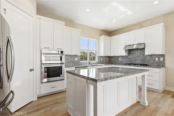 $6,200 | 131 Halworth, Irvine, CA 92618