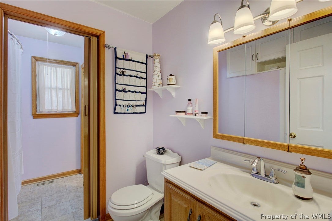320 Evans Road Mathews, VA 23109 - Photo 12 of 37 Gallery Image 12