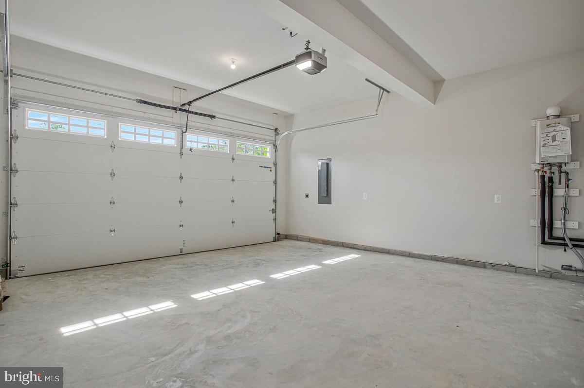 416 Venton Road Edgewater, MD 21037 - Photo 39 of 57 Garage