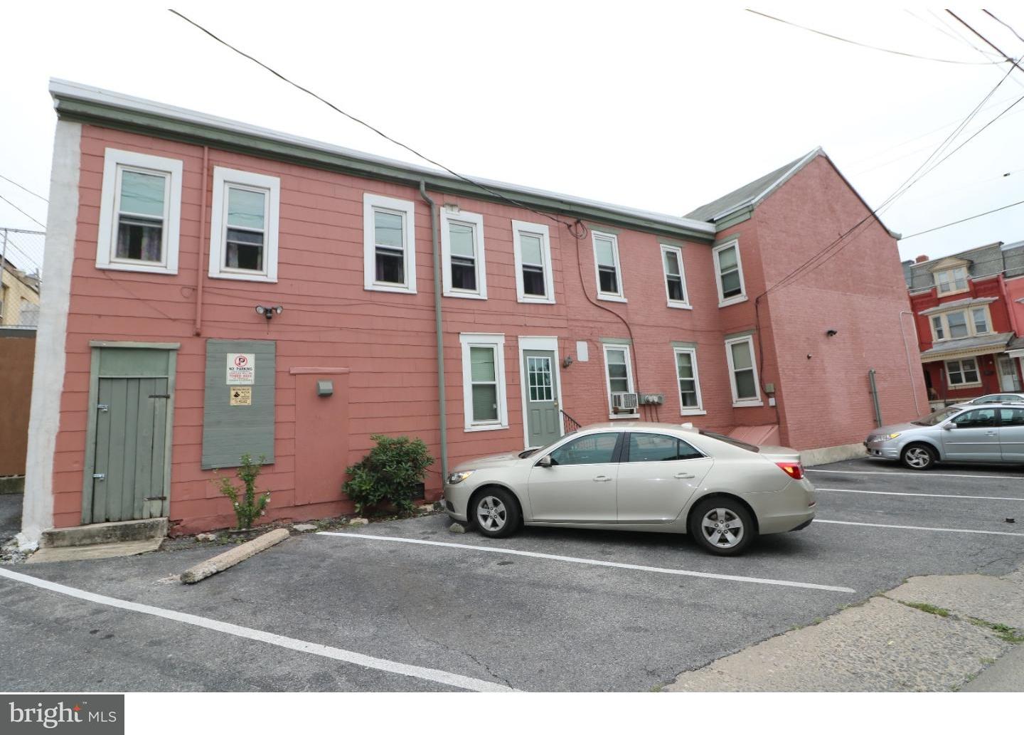 1113 Spring Street Reading, PA 19604 - Photo 4 of 7