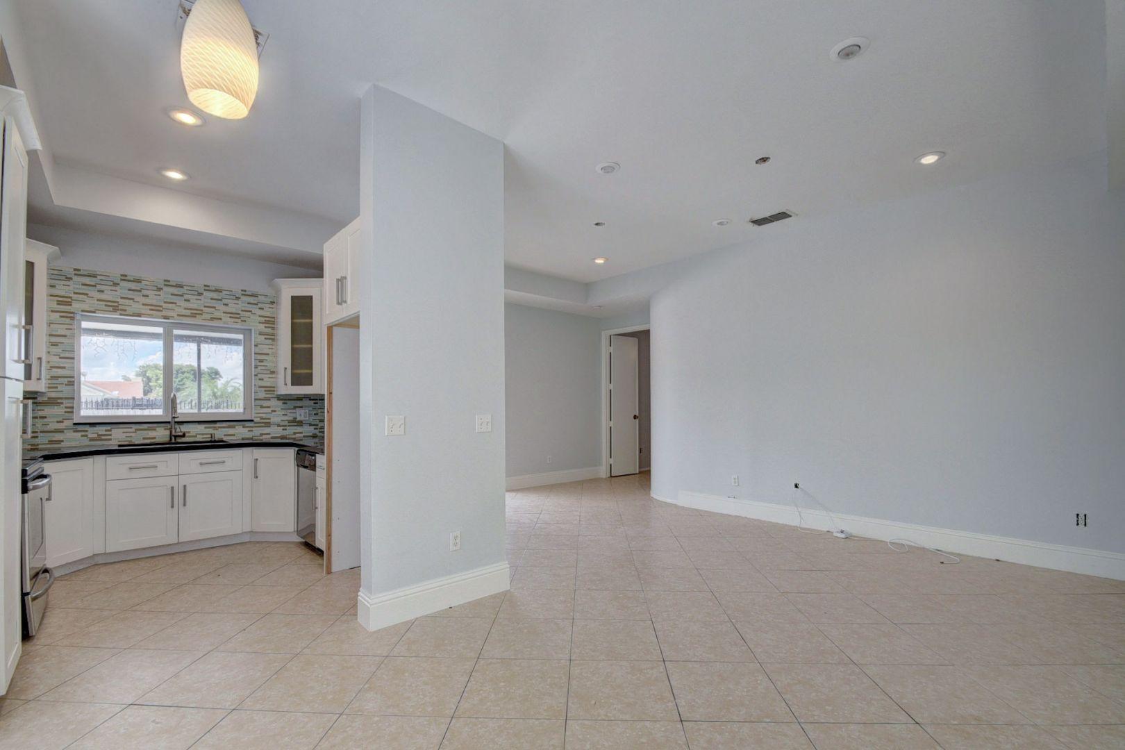 8519 Dynasty Drive Boca Raton, FL 33433 - Photo 17 of 46 22_dsc_7634_5_6_7_8