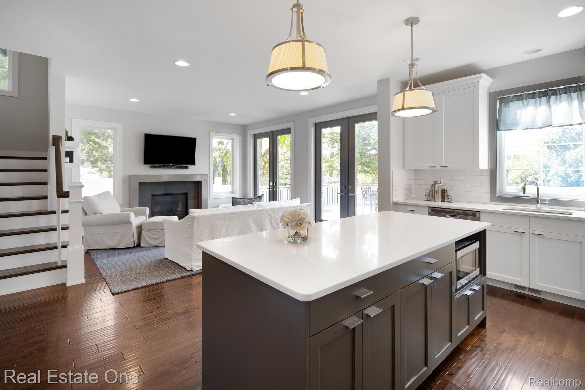 1700 Pembroke Road Birmingham, MI 48009 - Photo 7 of 61 15-web-or-mls-1700-Pembroke-Rd-15.jpg