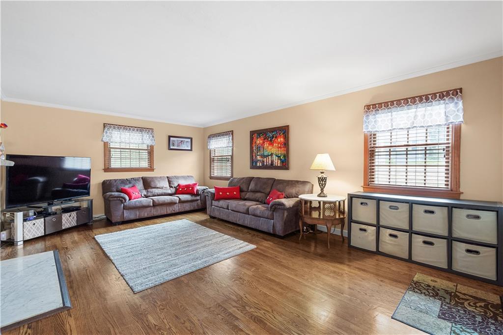 1039 Prospect Road Pittsburgh, PA 15227 - Photo 4 of 33 Gallery Image 4