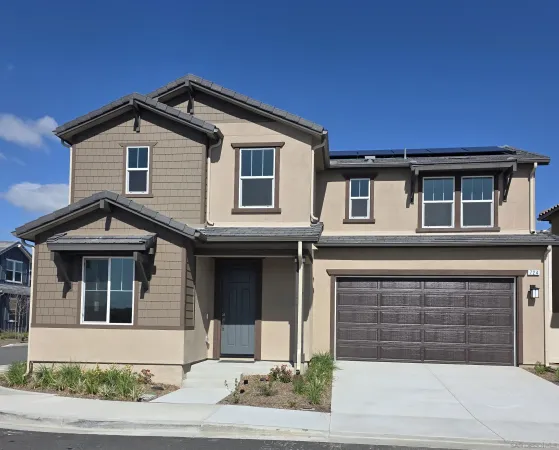 $949,990 | 724 Kingbird Loop, Oceanside, CA 92058