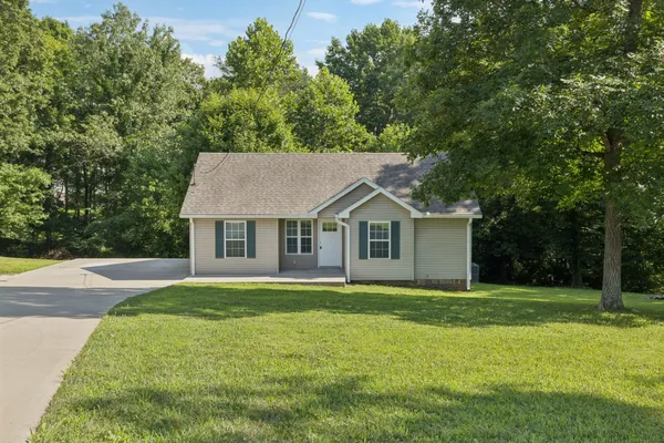 $1,700 | 560 Grays Chapel Road, Cunningham, TN 37052