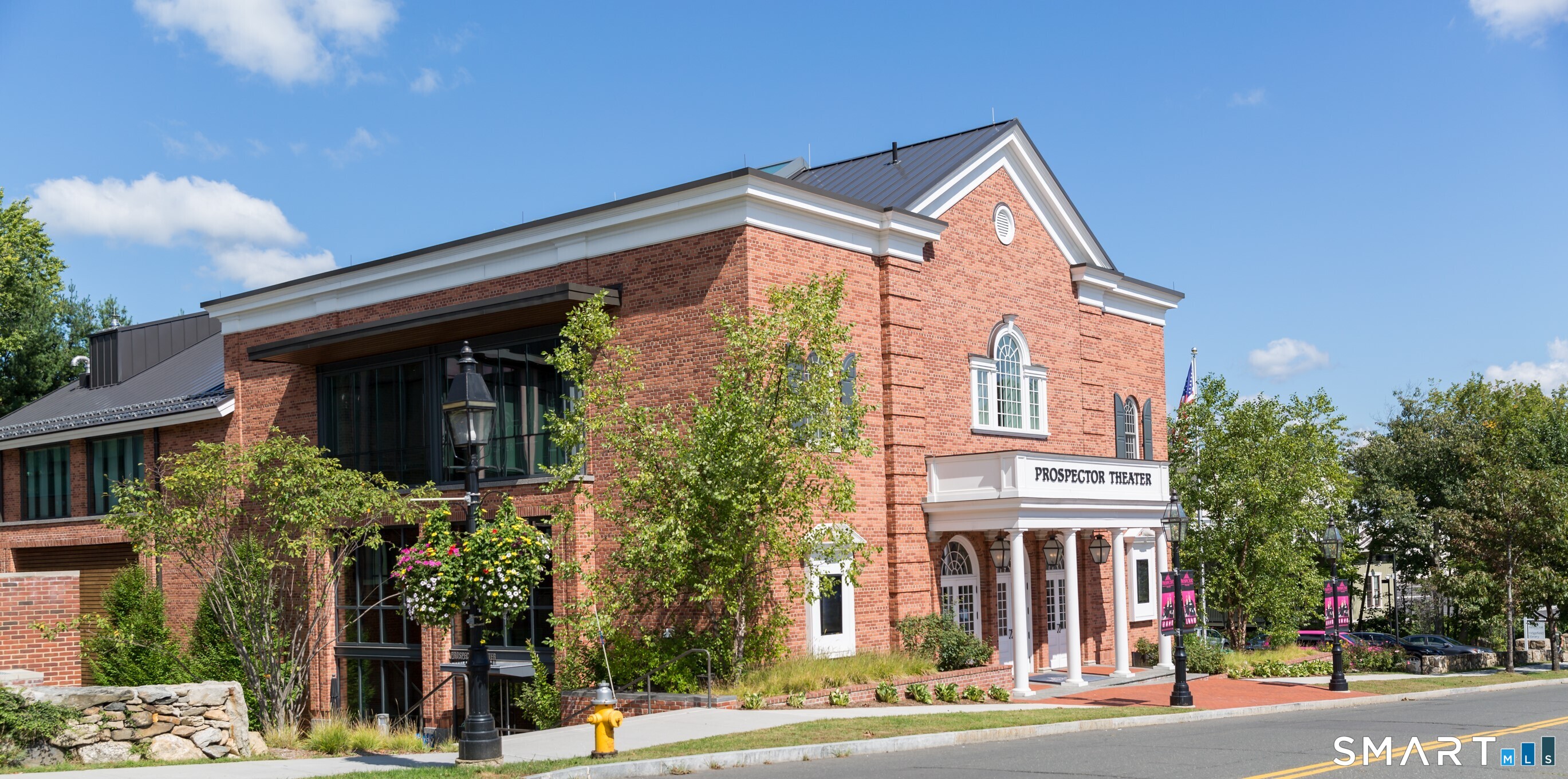 77 Sunset Lane, Unit 335 Ridgefield, CT 06877 - Photo 24 of 25 front view of a building
