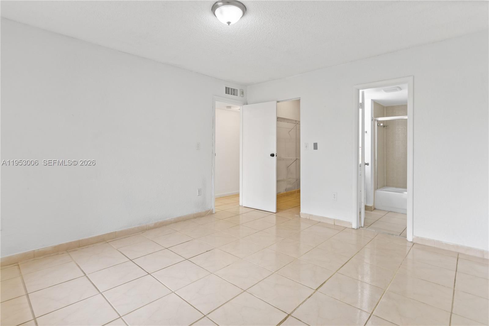 17500 Northwest 68th Avenue, Unit D1004 Hialeah, FL 33015 - Photo 16 of 40