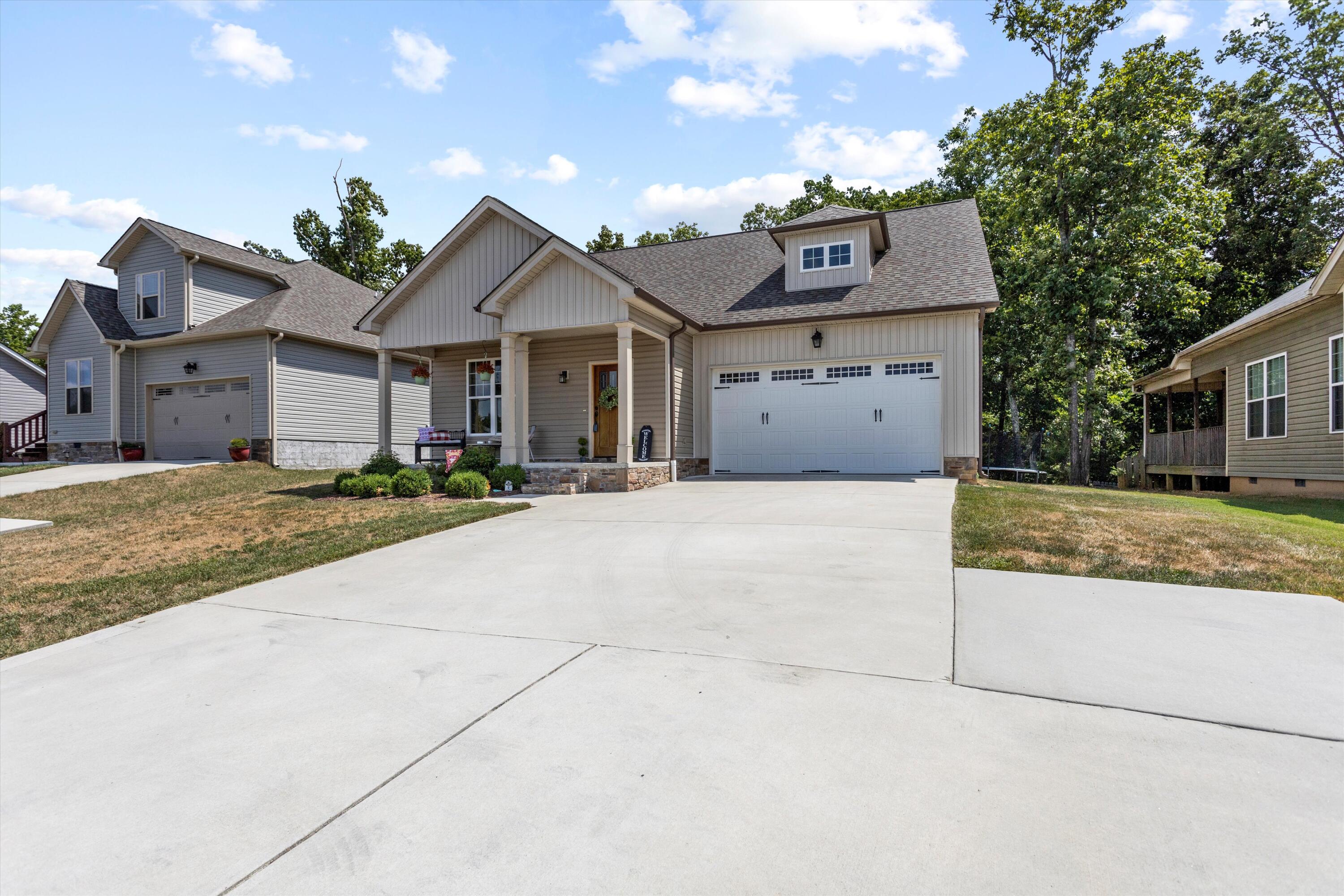 8429 Standifer Gap Road Chattanooga, TN 37421 - Photo 2 of 46 02-IMG_9455