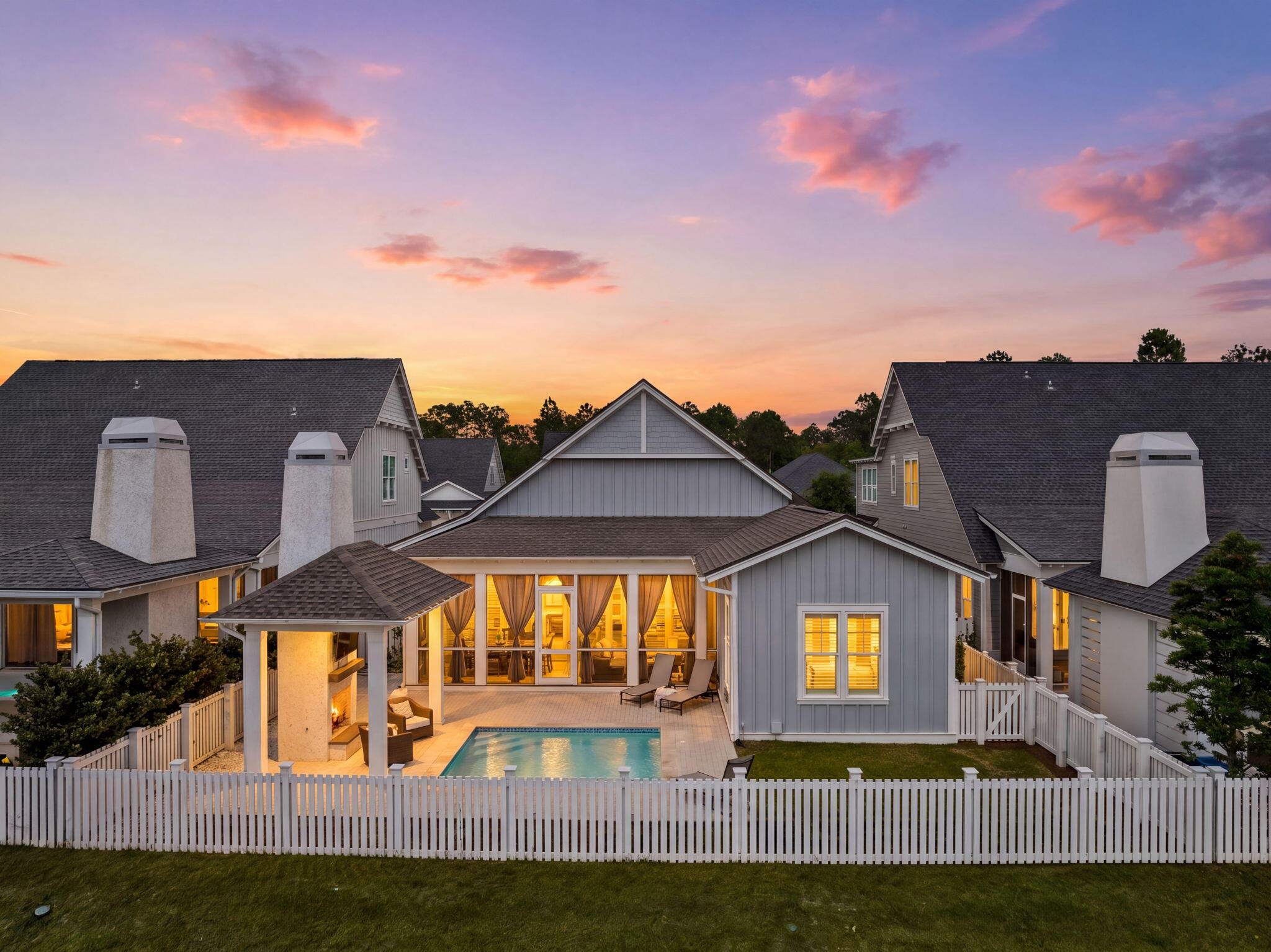 280 Log Landing St