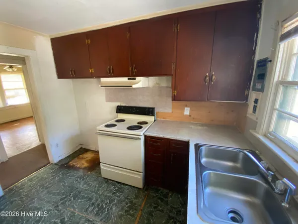 $75,000 | 1007 West Washington Avenue, Kinston, NC 28501