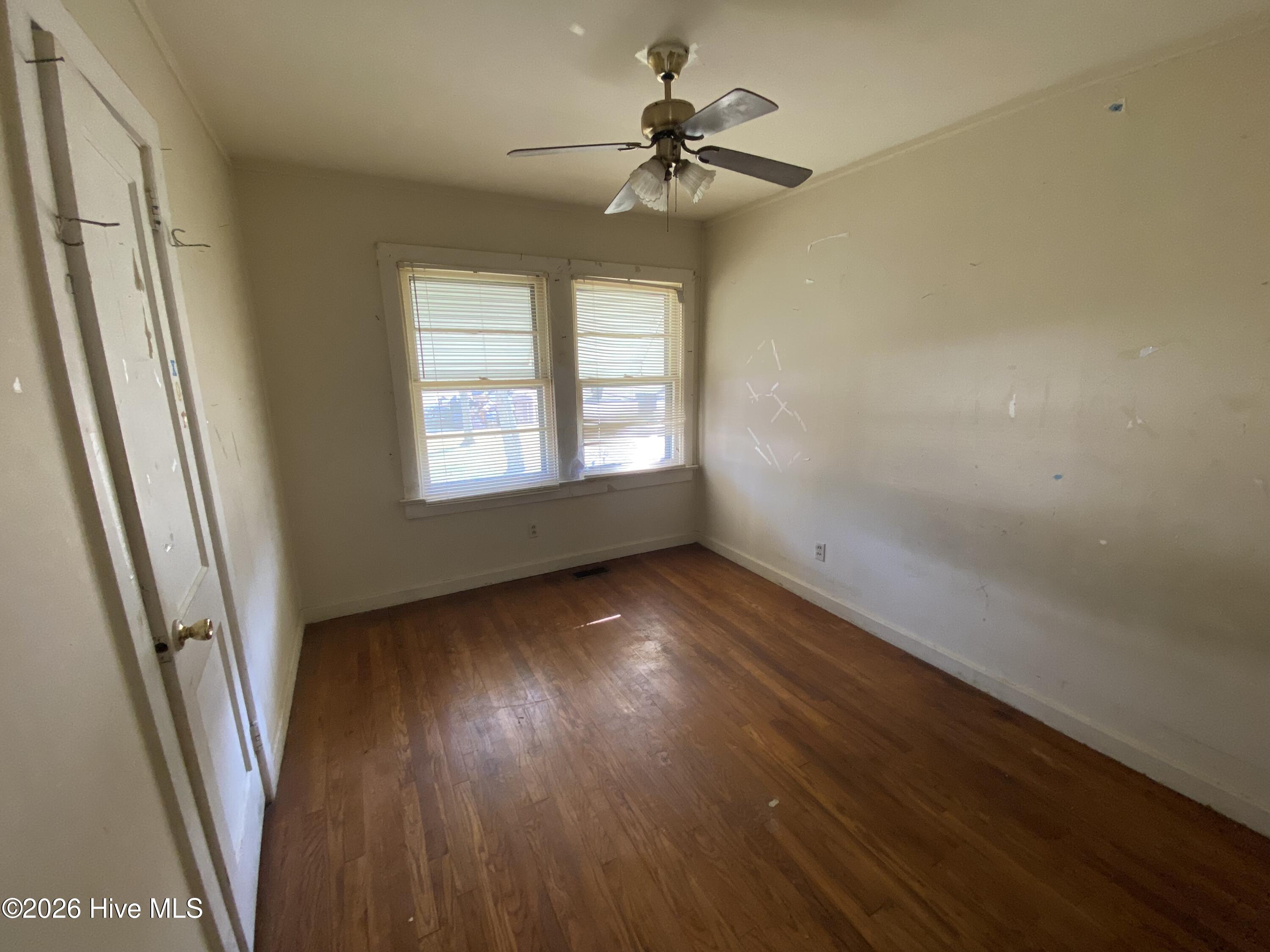 1007 West Washington Avenue Kinston, NC 28501 - Photo 16 of 20 IMG_9041
