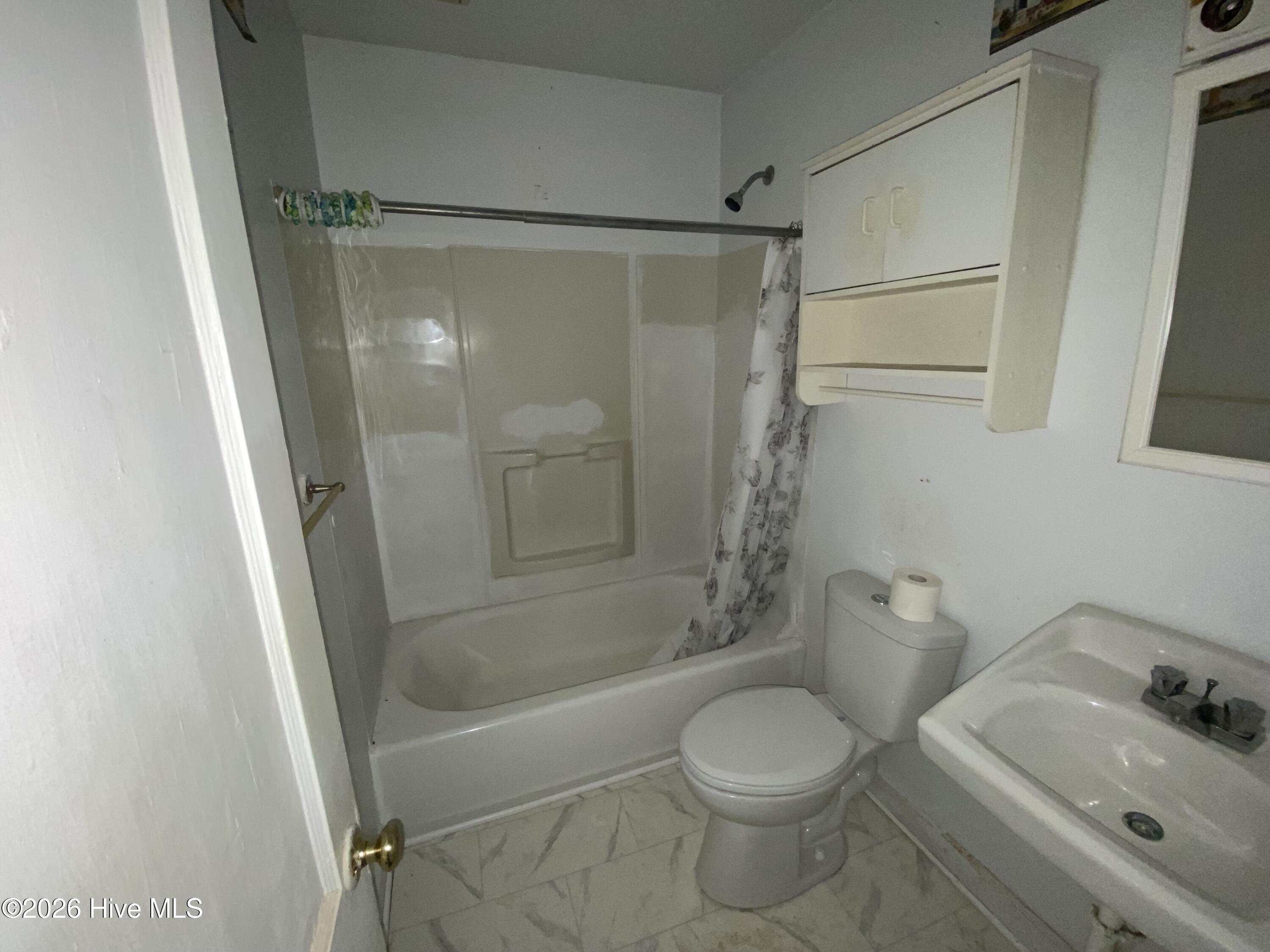 1007 West Washington Avenue Kinston, NC 28501 - Photo 17 of 20 IMG_9055