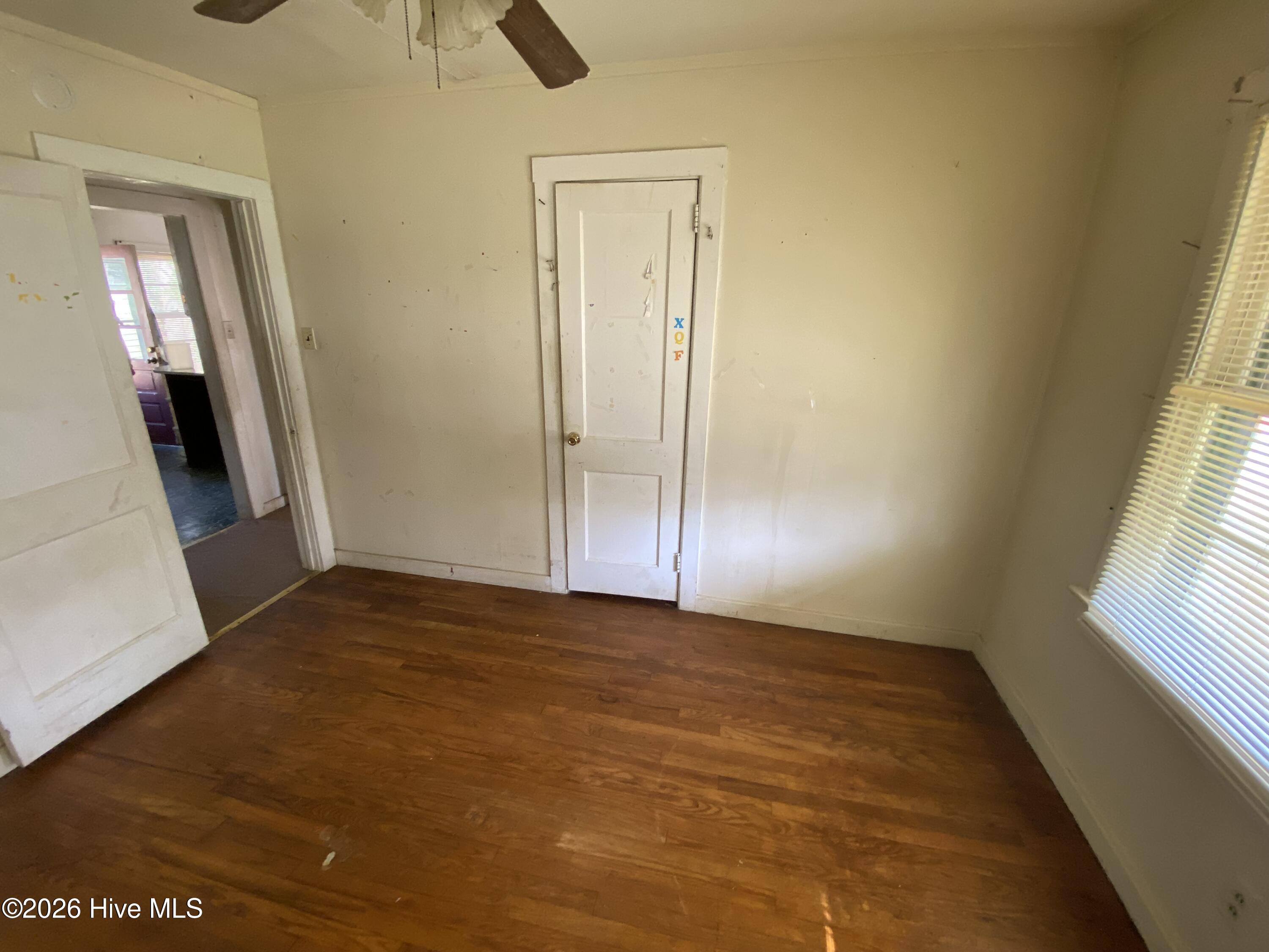 1007 West Washington Avenue Kinston, NC 28501 - Photo 8 of 20 IMG_9053