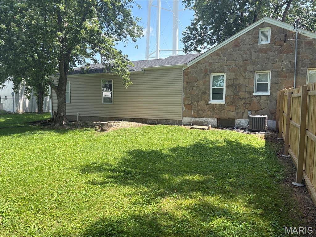 249 Virginia Street Sullivan, MO 63080 - Photo 12 of 29