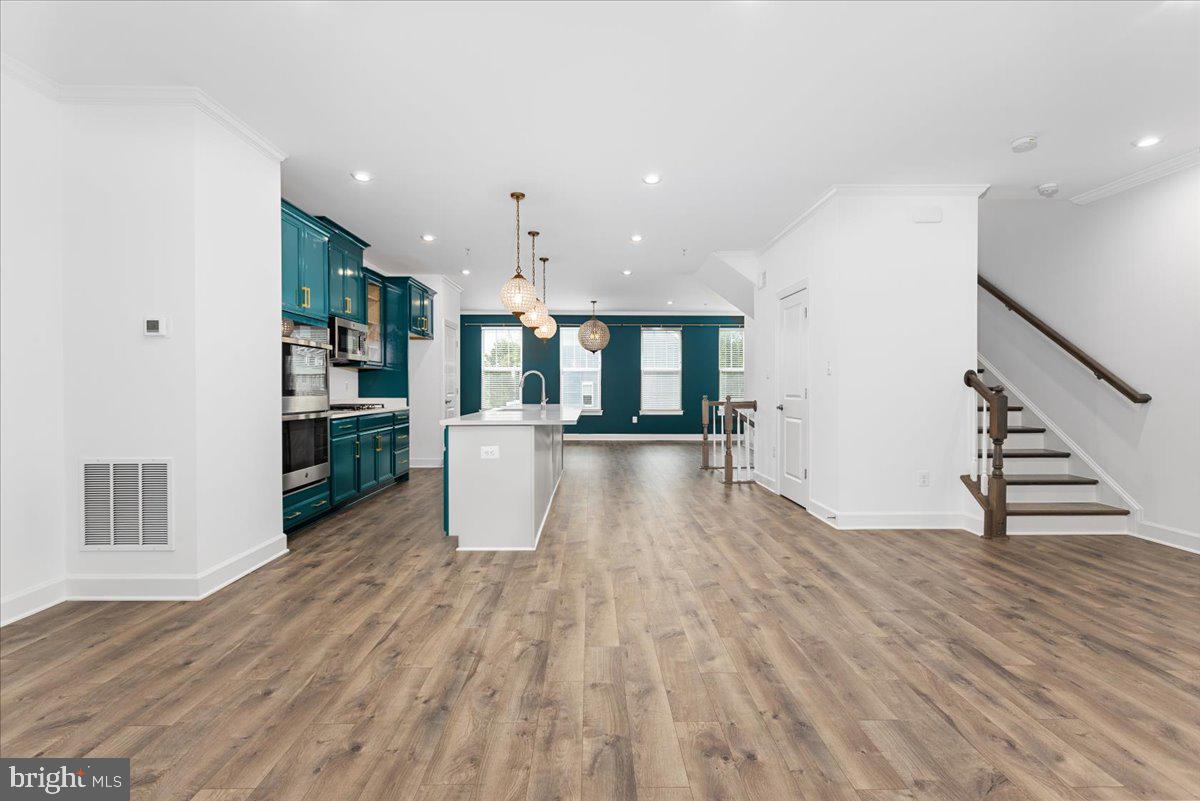 8375 Meadowood Drive Hanover, MD 21076 - Photo 13 of 37