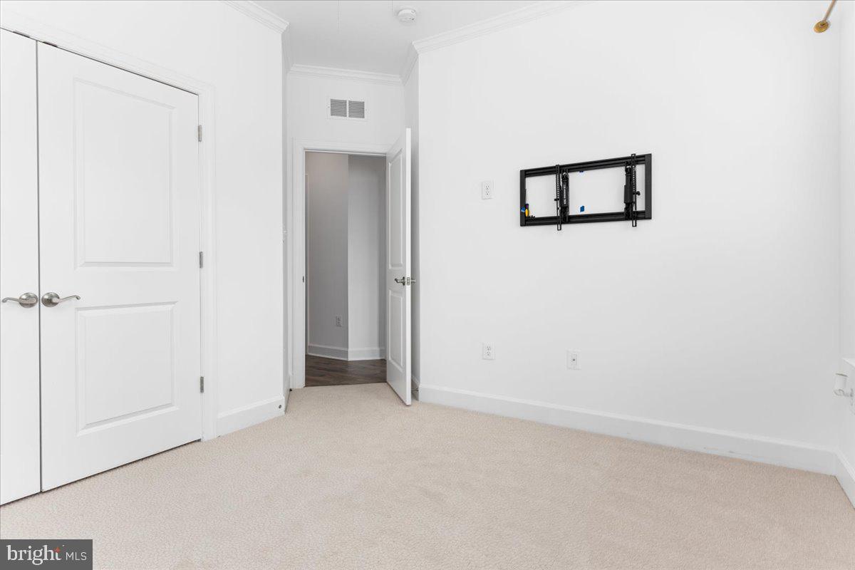 8375 Meadowood Drive Hanover, MD 21076 - Photo 27 of 37