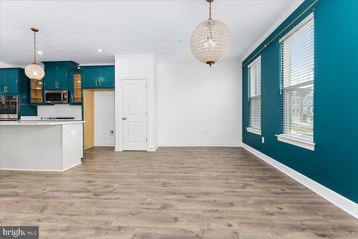 8375 Meadowood Drive Hanover, MD 21076 - Photo 4 of 37