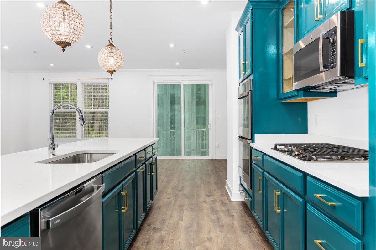 8375 Meadowood Drive Hanover, MD 21076 - Photo 8 of 37