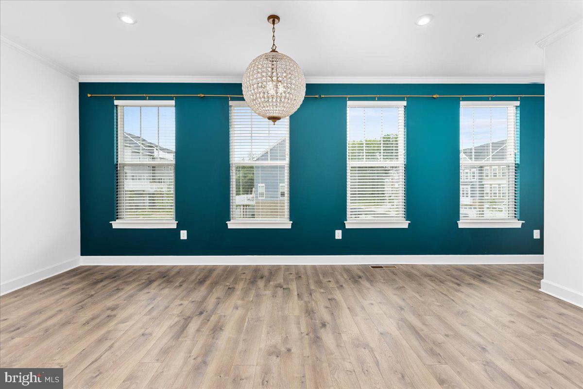 8375 Meadowood Drive Hanover, MD 21076 - Photo 9 of 37