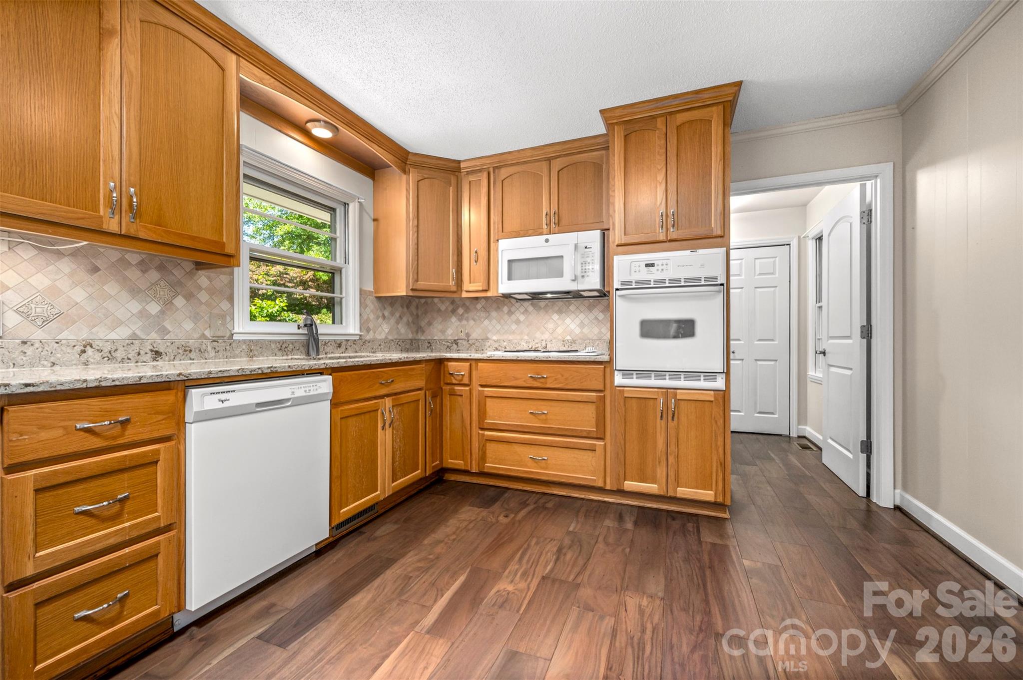 113 Chestnut Street Landrum, SC 29356 - Photo 7 of 41 Gallery Image 7