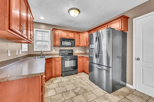 $1,795 | 2856 Sharpie Drive, Clarksville, TN 37040