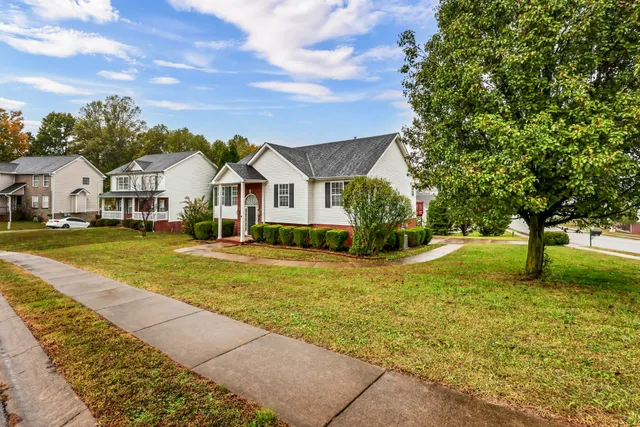 $1,795 | 2856 Sharpie Drive, Clarksville, TN 37040