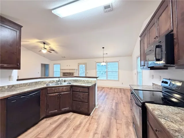 $1,900 | 292 Jameston Drive, Jefferson, GA 30549