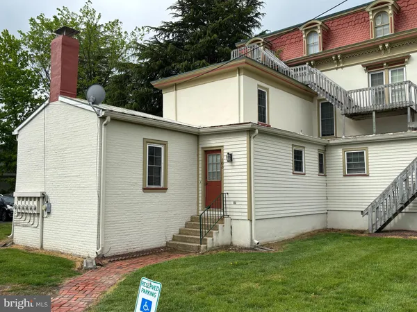 $1,200 | 5 South State Street, Dover, DE 19901