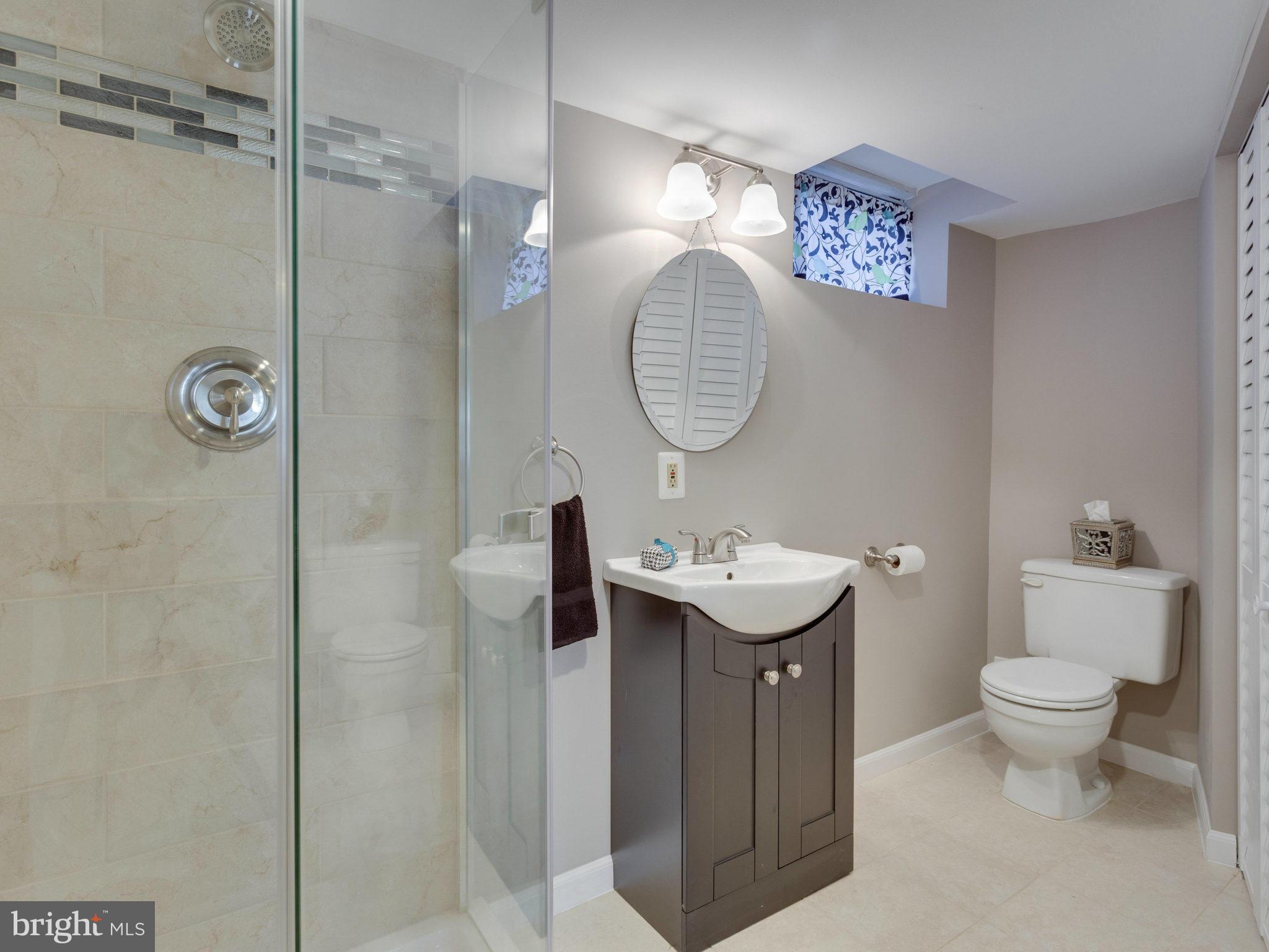 5416 Gainesville Road Springfield, VA 22151 - Photo 25 of 28 Bath