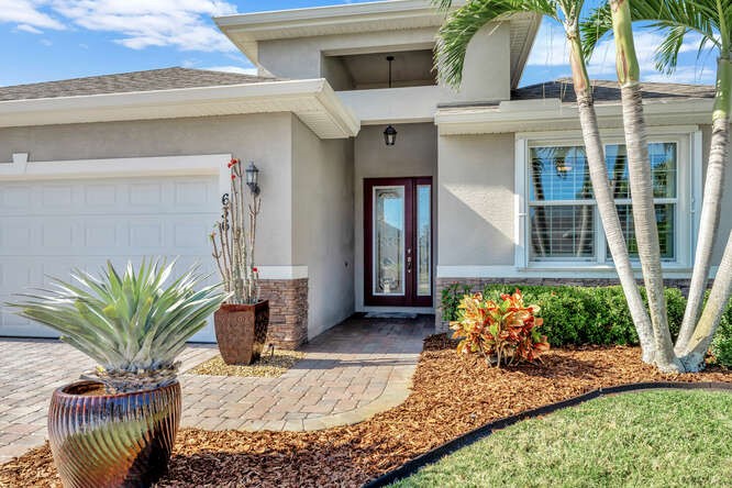 636 Gossamer Wing Way Sebastian, FL 32958 - Photo 2 of 34