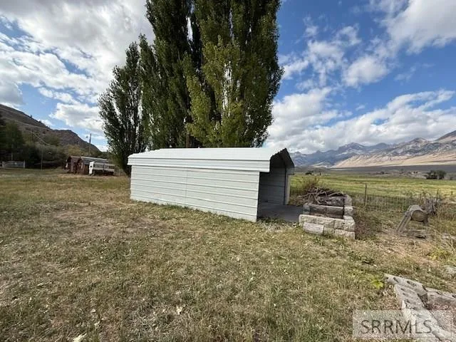 $299,999 | 4554 Highway 93, Mackay, ID 83251